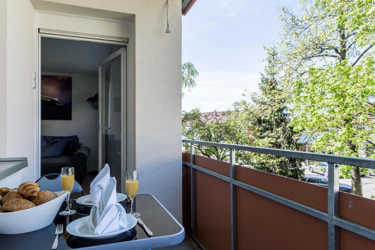 Apartment Eastside mit 3 Zimmern für bis zu 5 Personen mit Balkon Friedrichshafen Exterior foto